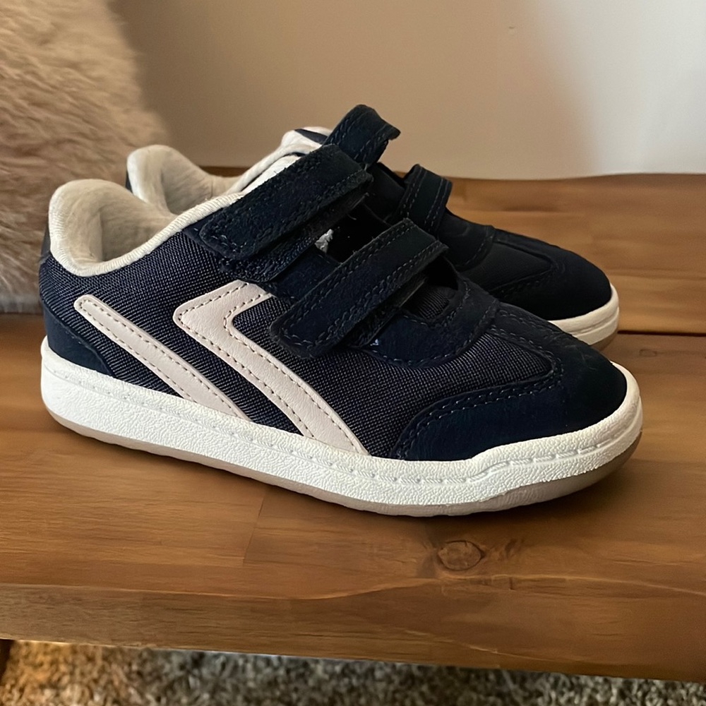 Boys Cat & Jack Sneakers